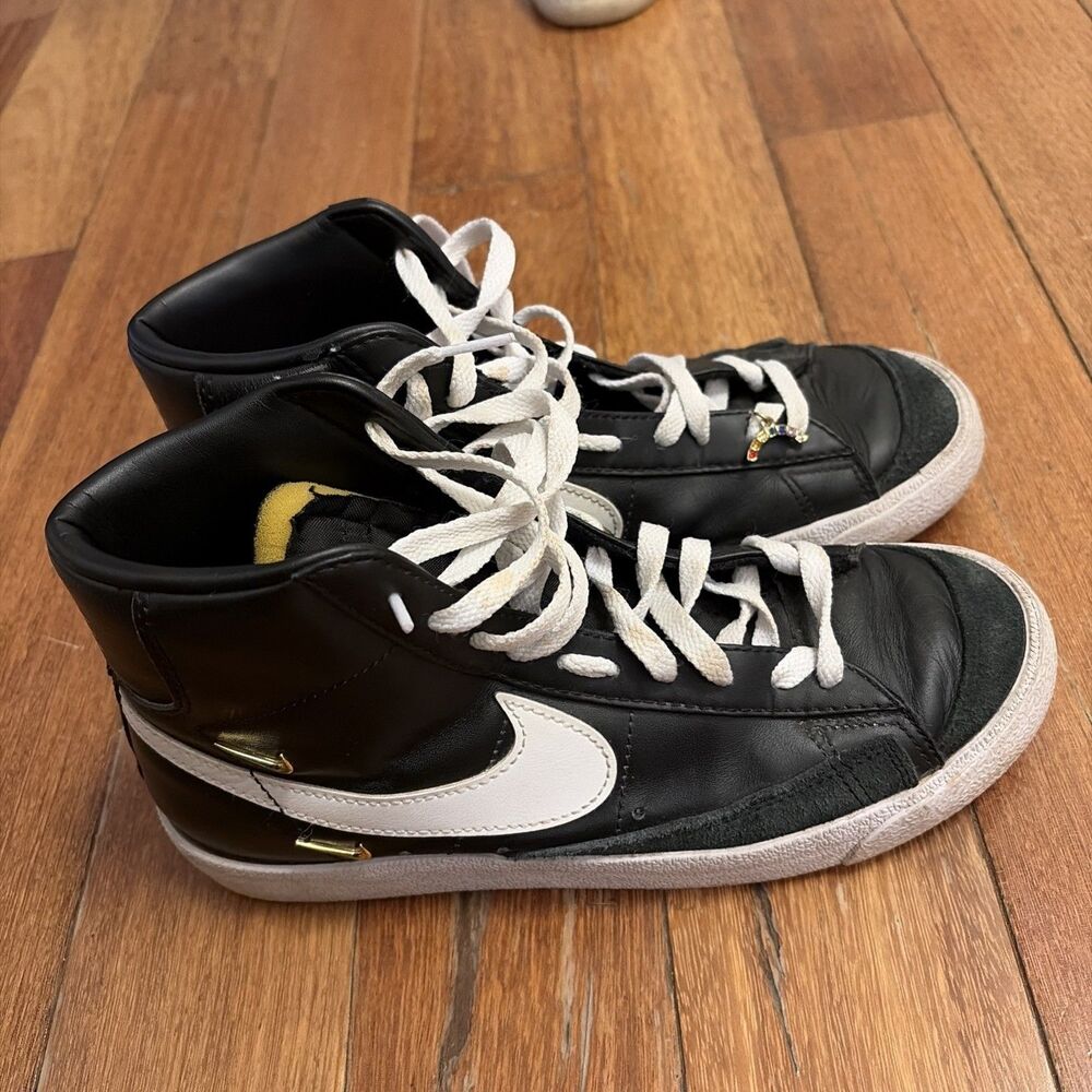 Nike Blazer Mid '77 LX "Lucky Charms" Black & Metallic Silver SIZE 8